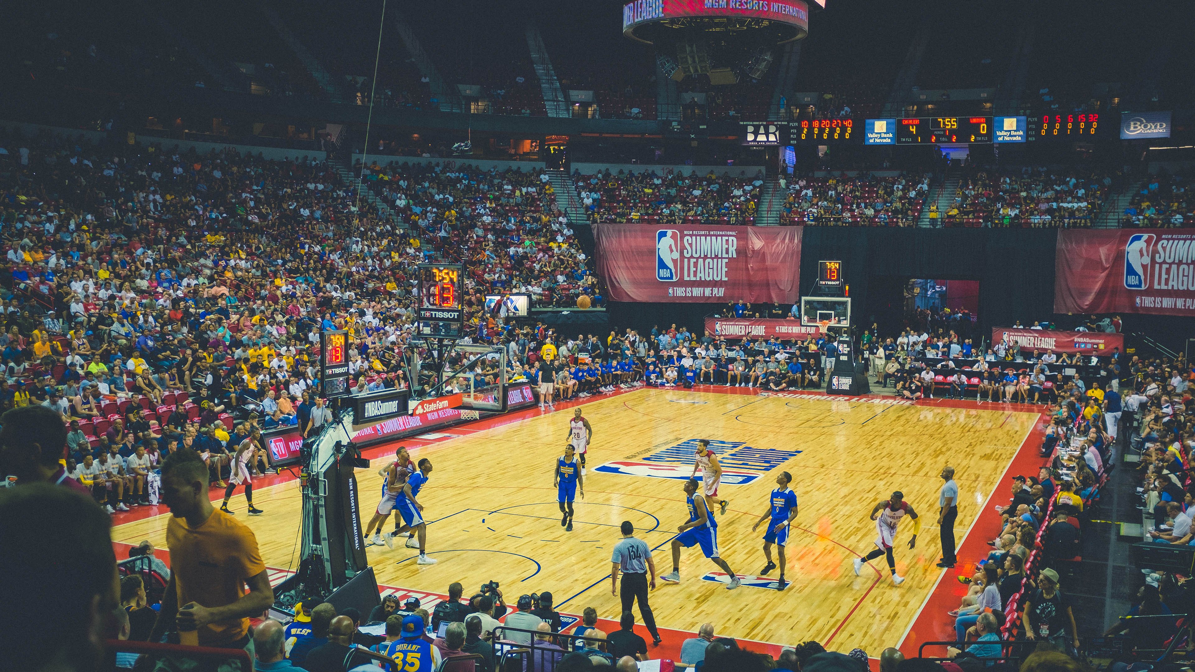 科比单场81分：NBA历史上最震撼的个人得分奇迹，科比得分81分是哪场