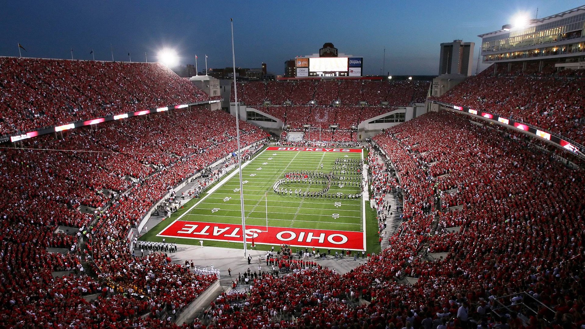 中超联赛多支球队更换主场城市城市足球热情持续升温,八成中超俱乐部更名符合要求